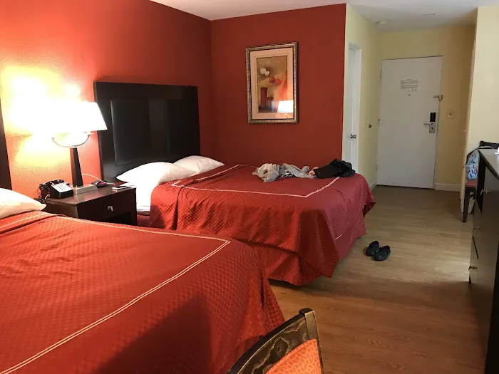 Super 8 by Wyndham Chicago Northlake O'Hare South 4