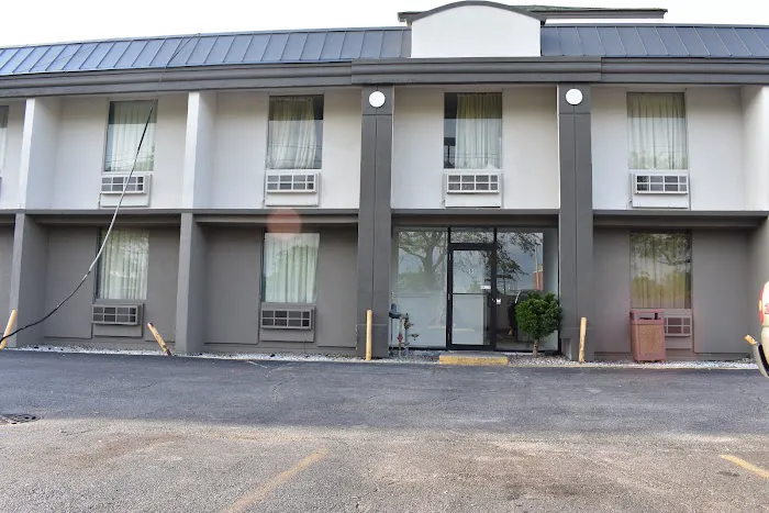 FairBridge Inn Express Melrose Park 4