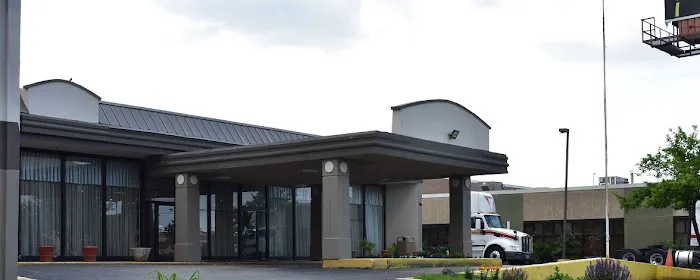 FairBridge Inn Express Melrose Park 4