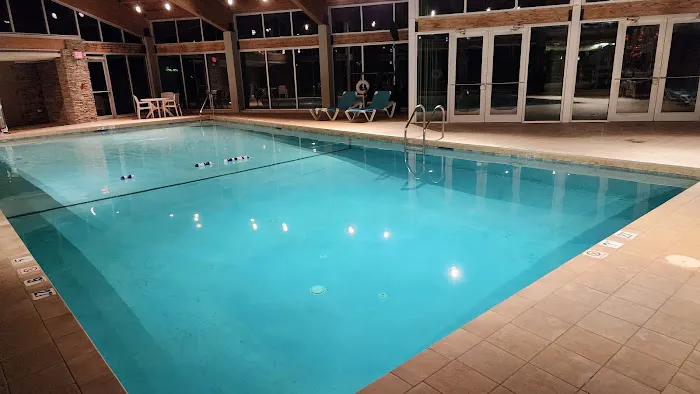 Crowne Plaza Lombard Downers Grove, an IHG Hotel 4