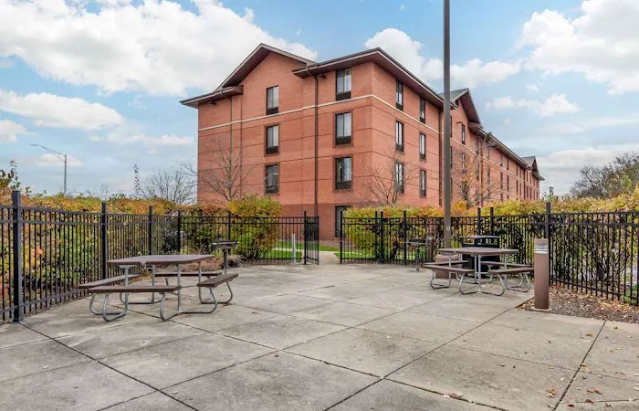 Extended Stay America - Chicago - Lombard - Yorktown Center 4
