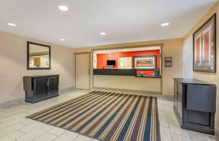 Extended Stay America - Chicago - Lombard - Yorktown Center 4