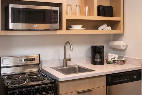 TownePlace Suites Chicago Lombard 4