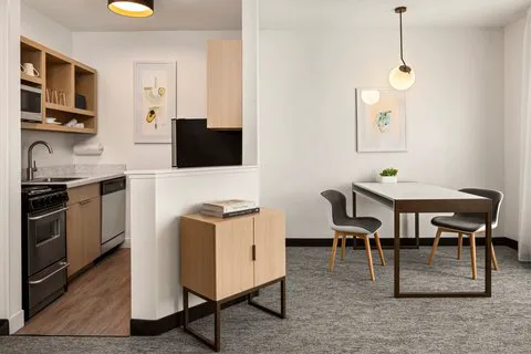 TownePlace Suites Chicago Lombard 4