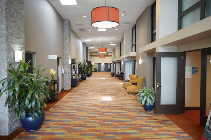 Holiday Inn & Suites Chicago-Carol Stream (Wheaton) by IHG 4