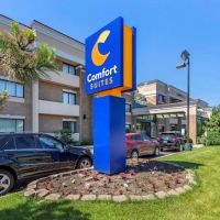 Comfort Suites Oakbrook Terrace near Oakbrook Center ico