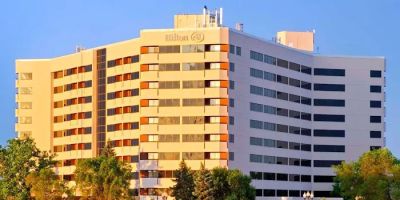 Hilton Chicago/Oak Brook Suites