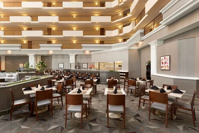 Hilton Chicago/Oak Brook Suites 4