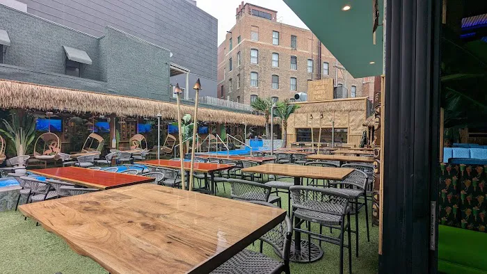 The Inn at Wrigleyville 5