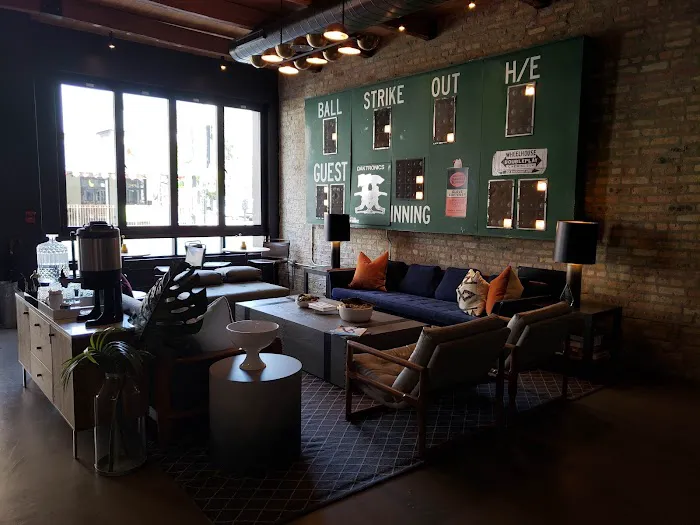The Wheelhouse Hotel 5