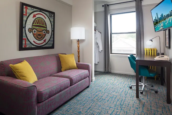 City Suites Hotel 5