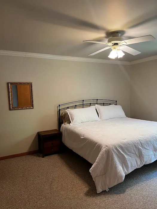 The Red Rocks - Vacation Rentals 4