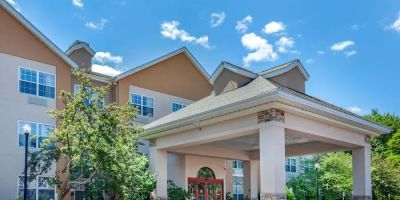 Comfort Suites