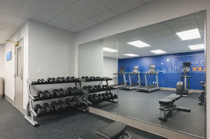Holiday Inn Express & Suites Marquette by IHG 5