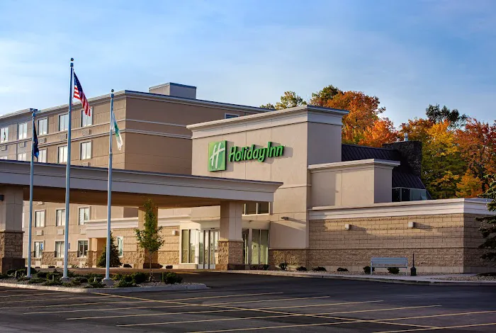 Holiday Inn Marquette by IHG 4