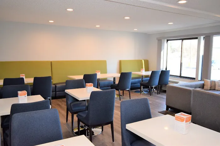 Quality Inn 4