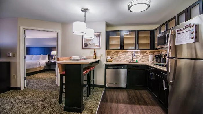 Staybridge Suites Marquette by IHG 4
