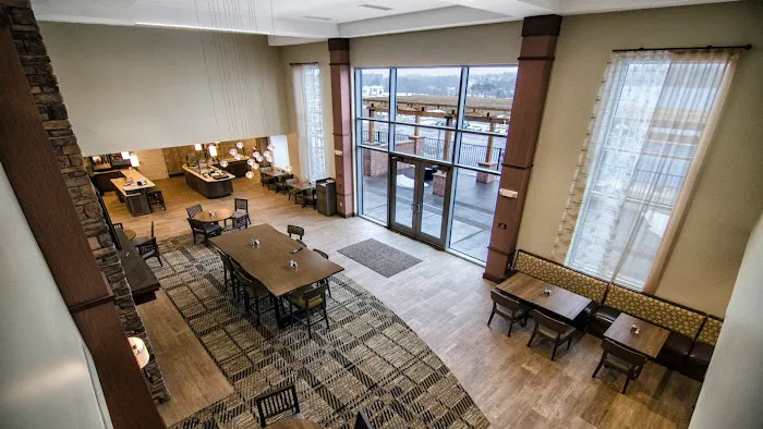 Staybridge Suites Marquette by IHG 4