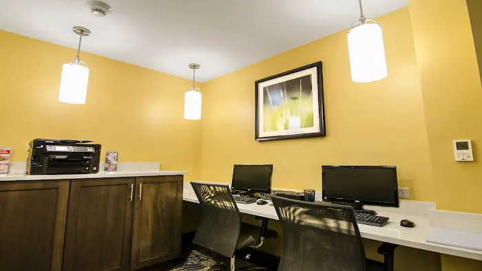 Staybridge Suites Marquette by IHG 4