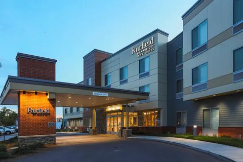 Fairfield Inn & Suites Marquette 4