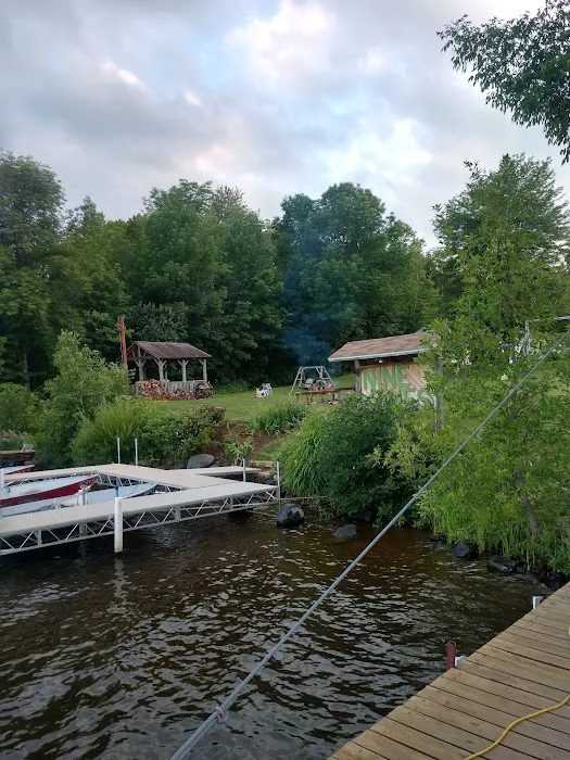 Bear's Nine Pines Resort 4