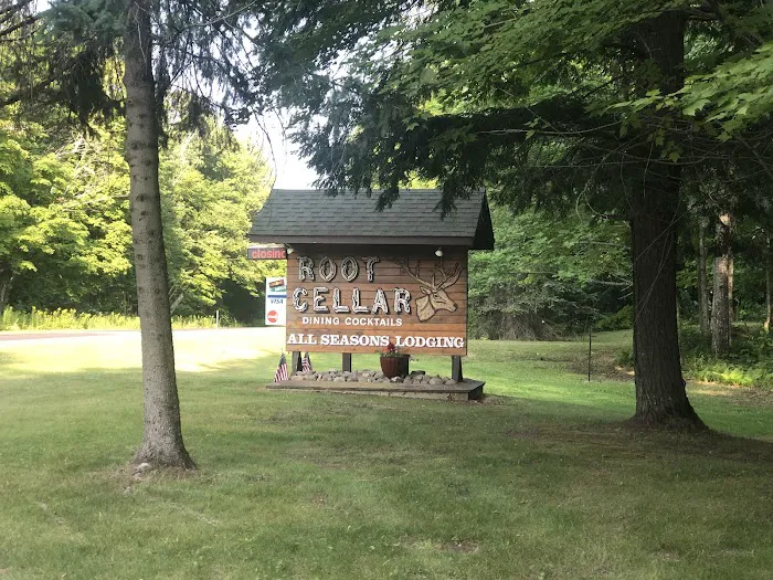 Root Cellar Resort and Dining 4
