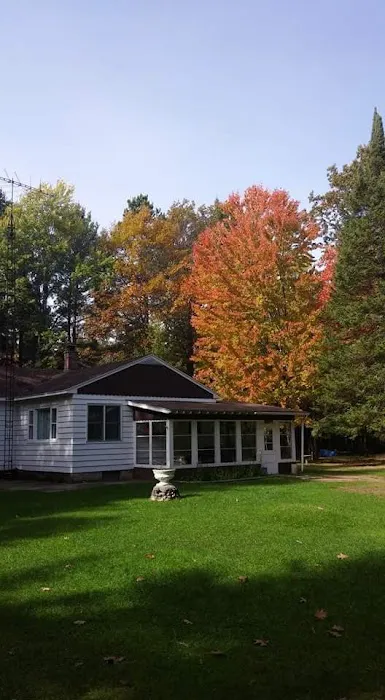 Nolans' Nook & Nest Resort 4
