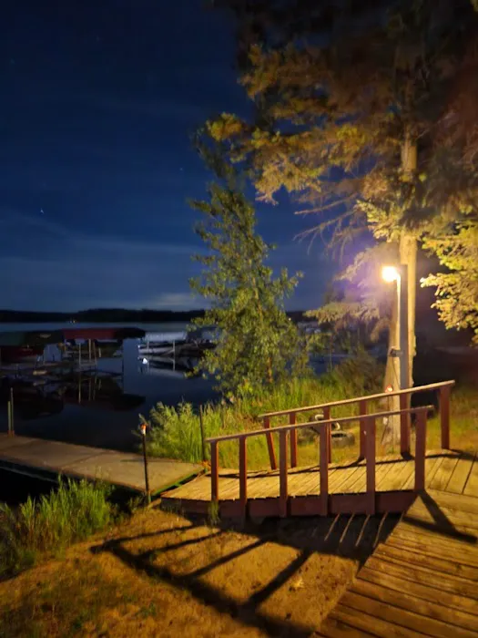 Paradise Waters Resort & Campground 4