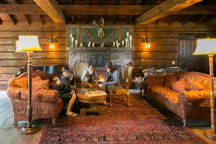 Stout's Island Lodge 4