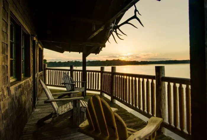 Stout's Island Lodge 4