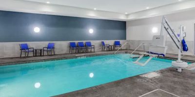 Holiday Inn Express & Suites Rice Lake by IHG
