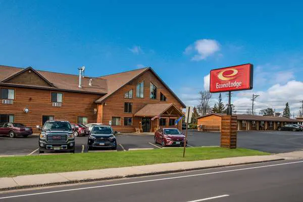 Econo Lodge 4