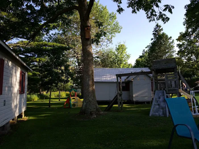 C J's Lakeview Resort 4