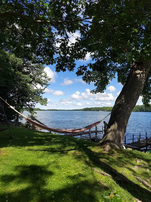 C J's Lakeview Resort 4