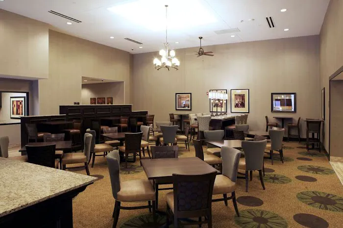 Homewood Suites by Hilton Coralville - Iowa River Landing, IA 5