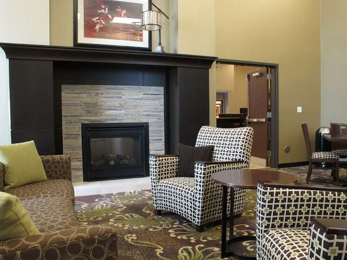 Homewood Suites by Hilton Coralville - Iowa River Landing, IA 5