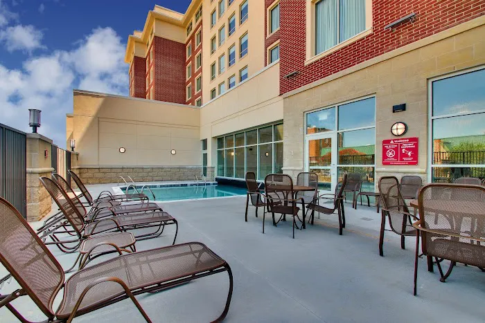 Drury Inn & Suites Iowa City Coralville 5