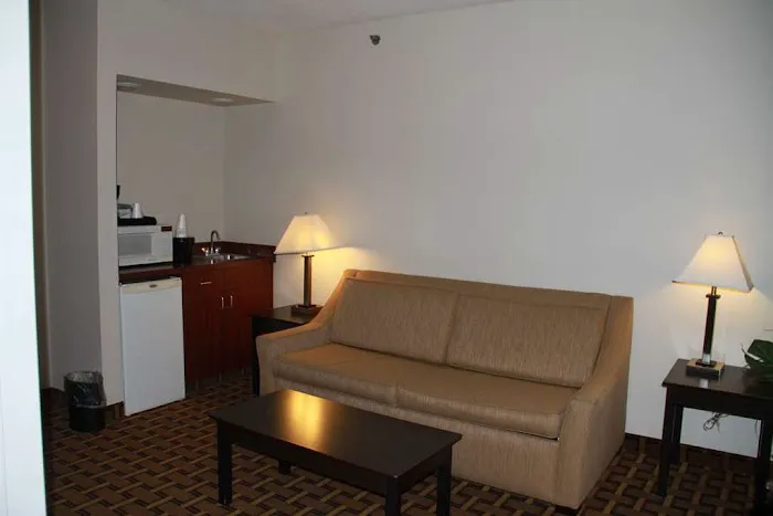 SureStay Plus by Best Western Coralville Iowa City 4