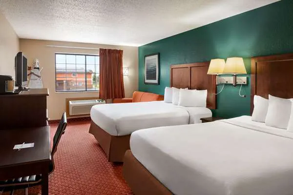 Baymont by Wyndham Cedar Rapids 5