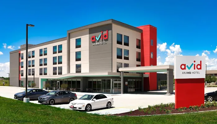 avid hotel Cedar Rapids South - Arpt Area, an IHG Hotel 4