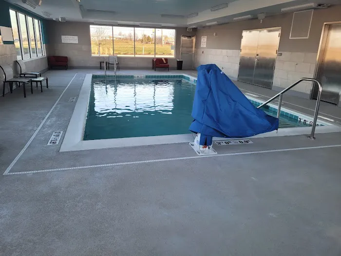avid hotel Cedar Rapids South - Arpt Area, an IHG Hotel 4