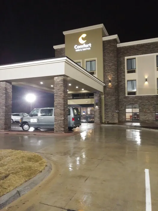 Comfort Inn & Suites Cedar Rapids Airport 4