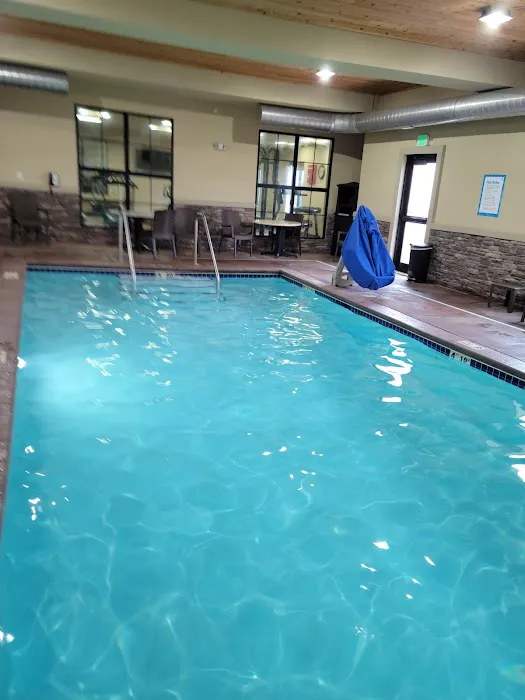 Comfort Inn & Suites Cedar Rapids Airport 4