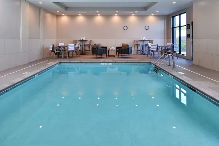 Hampton Inn Cedar Falls Downtown 4