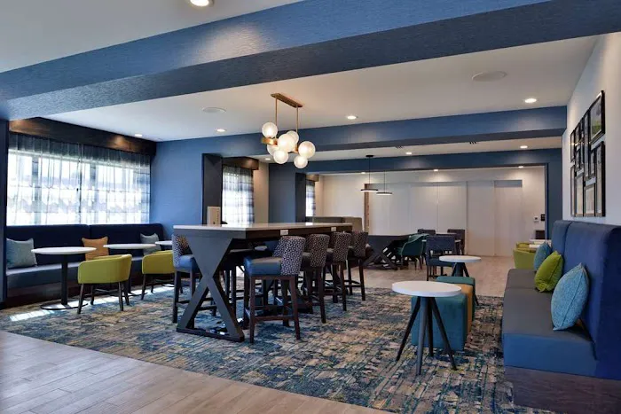 Hampton Inn Cedar Falls Downtown 4