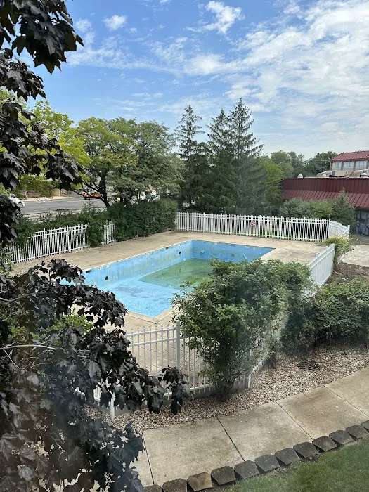 Best Western Plus Chicago Hillside 4