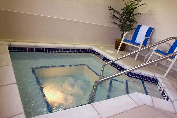 Holiday Inn Express & Suites Chicago West-O'Hare Arpt Area by IHG 4