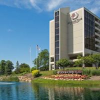 DoubleTree by Hilton Hotel Chicago - Oak Brook ico