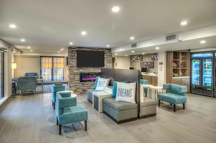MainStay Suites Oakbrook Terrace - Chicago 4