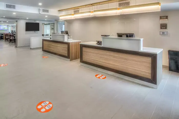 MainStay Suites Oakbrook Terrace - Chicago 4